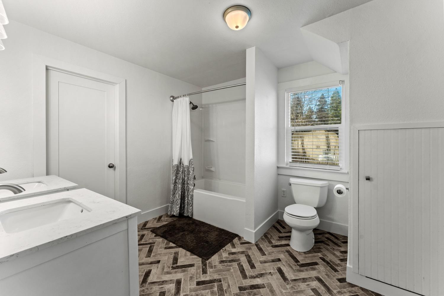 Detail Gallery Image 14 of 41 For 11854 La Porte Rd, Clipper Mills,  CA 95930 - 3 Beds | 1 Baths