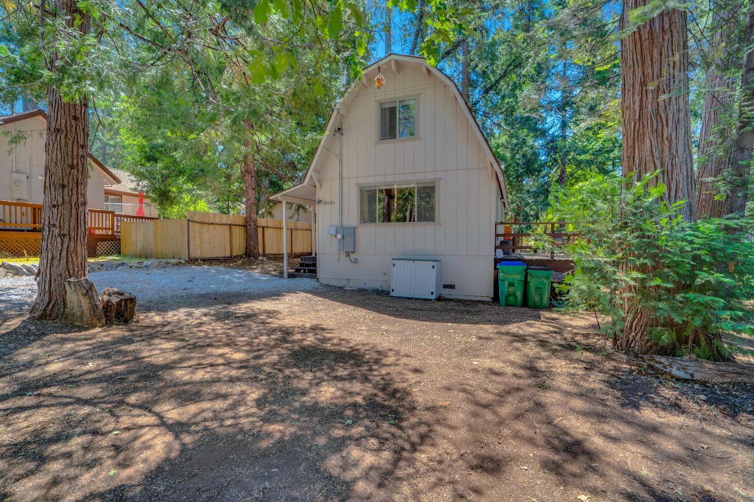 Sugar Pine Road, Mi Wuk Village, California image 6