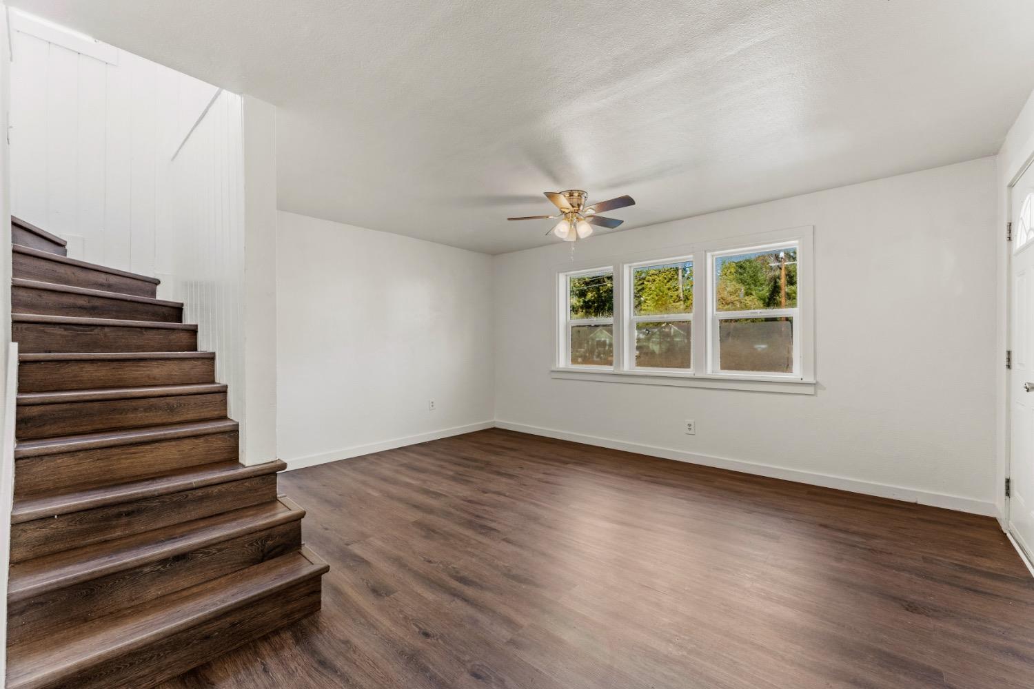 Detail Gallery Image 5 of 41 For 11854 La Porte Rd, Clipper Mills,  CA 95930 - 3 Beds | 1 Baths