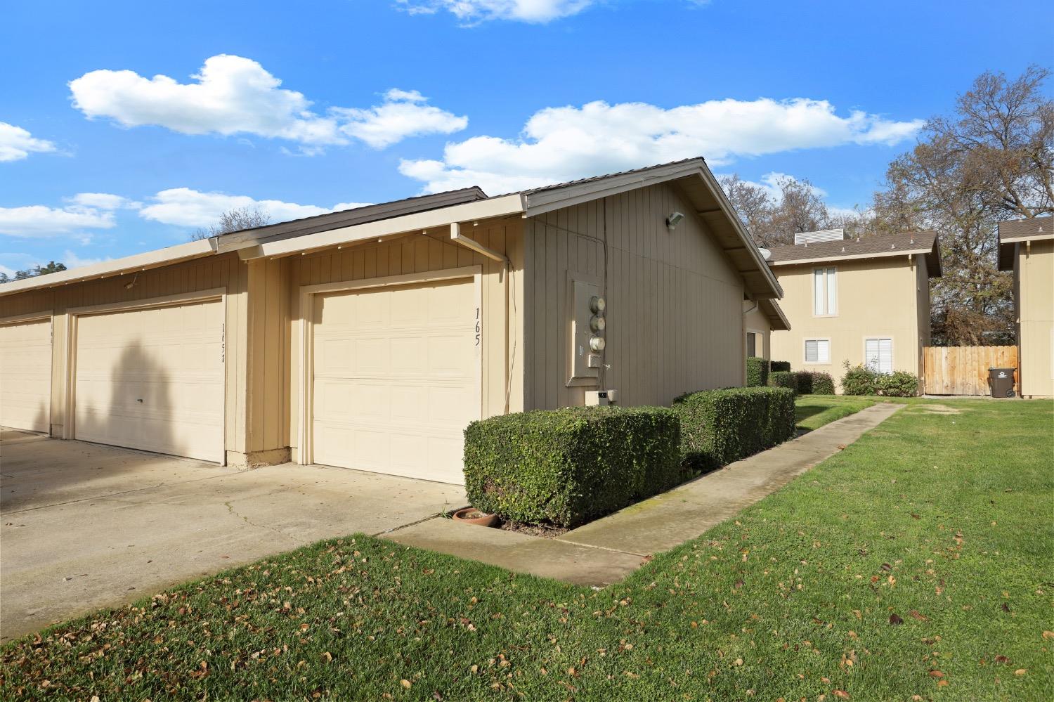 Detail Gallery Image 14 of 29 For 1657 Blackoak Dr, Stockton,  CA 95207 - – Beds | – Baths