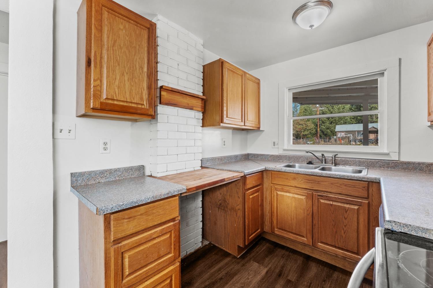 Detail Gallery Image 10 of 41 For 11854 La Porte Rd, Clipper Mills,  CA 95930 - 3 Beds | 1 Baths