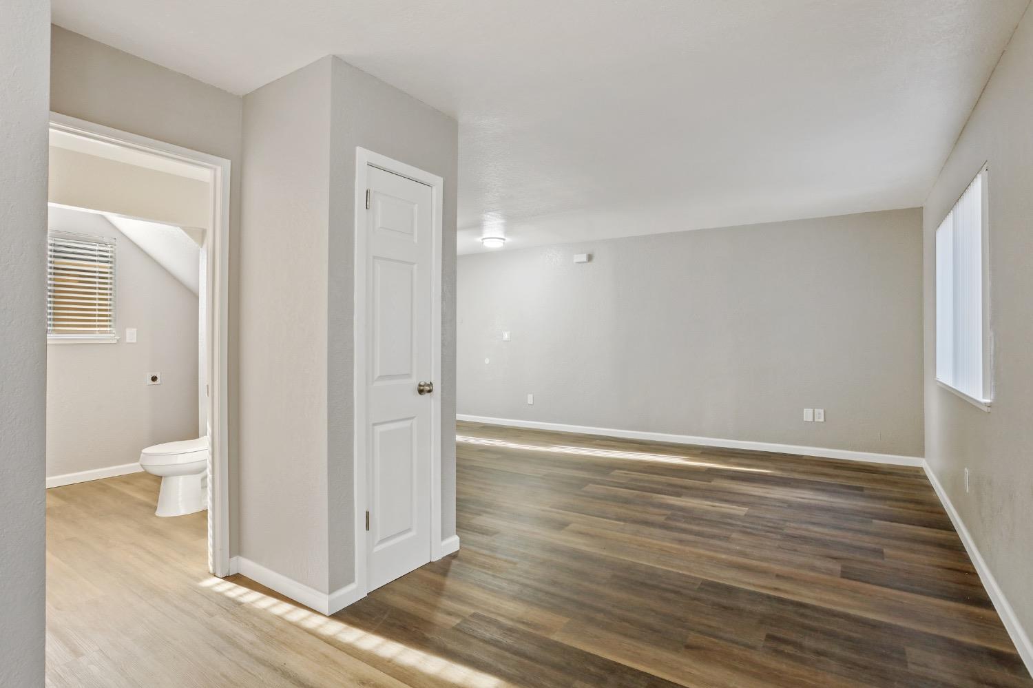 Detail Gallery Image 23 of 29 For 1657 Blackoak Dr, Stockton,  CA 95207 - – Beds | – Baths