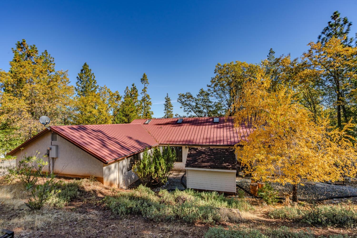 Vista Amorosa Court, Pine Grove, California image 41
