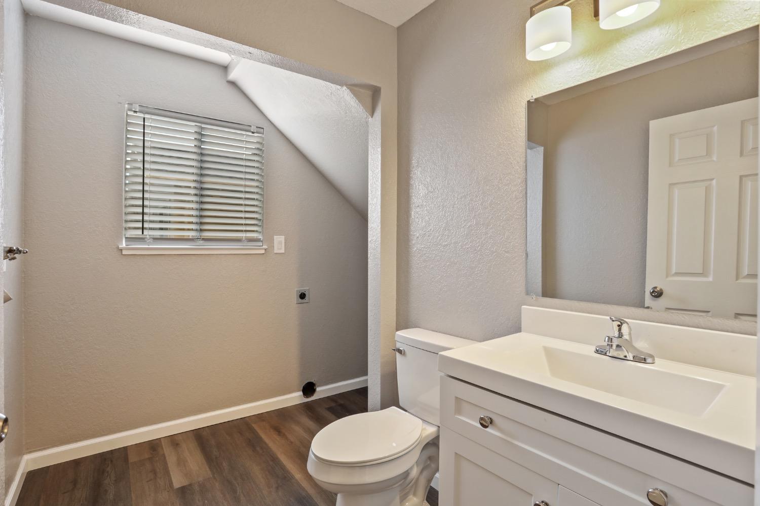 Detail Gallery Image 24 of 29 For 1657 Blackoak Dr, Stockton,  CA 95207 - – Beds | – Baths