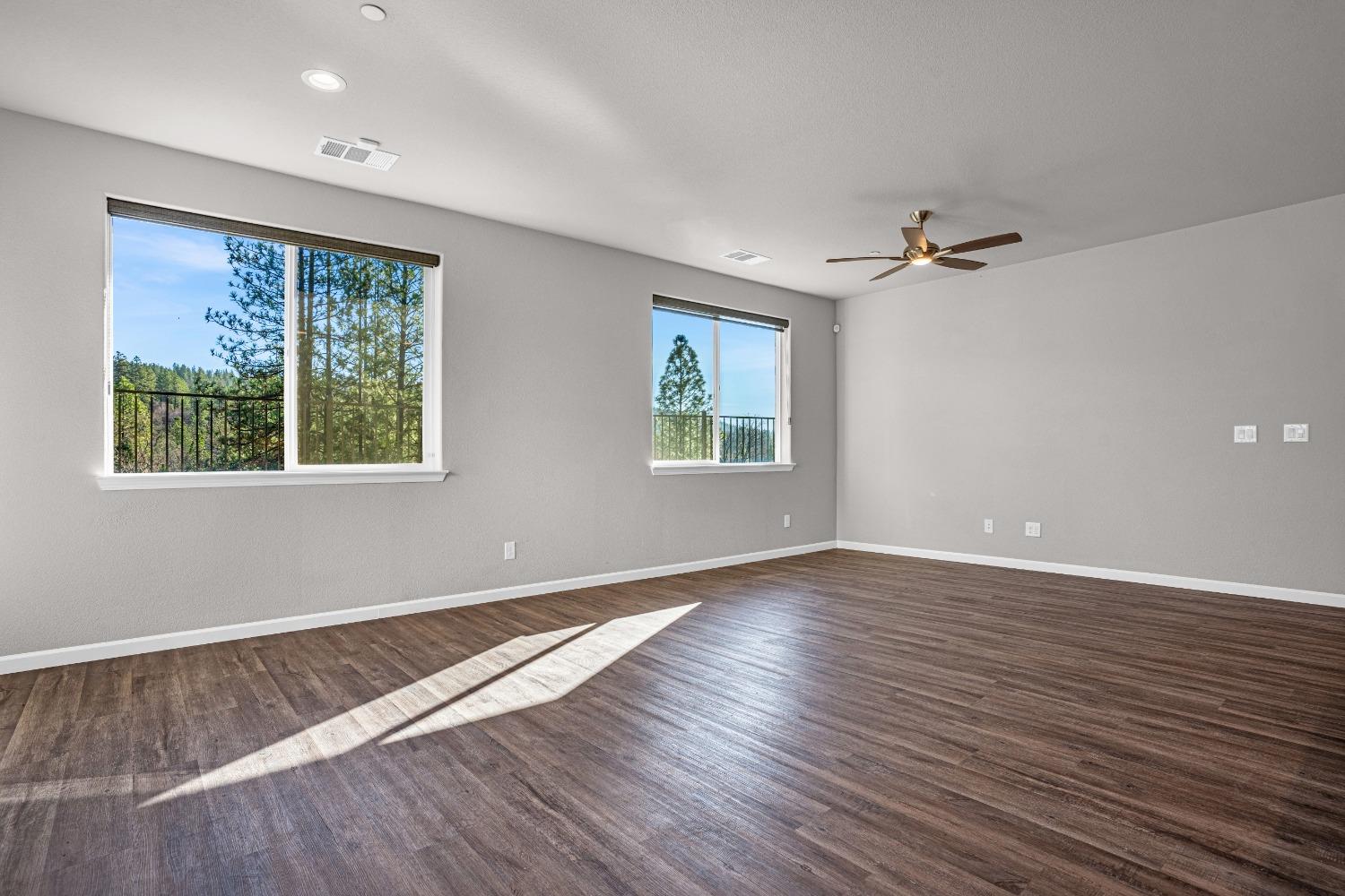 Detail Gallery Image 24 of 52 For 166 Berriman Loop, Grass Valley,  CA 95949 - 3 Beds | 2 Baths