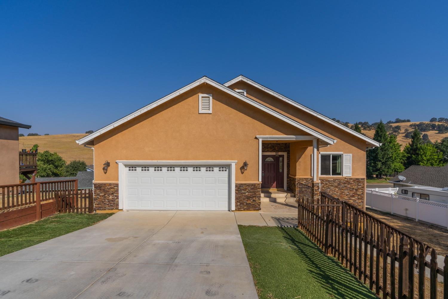 Detail Gallery Image 1 of 64 For 257 Sutter Crst W, Sutter Creek,  CA 95685 - 4 Beds | 2 Baths