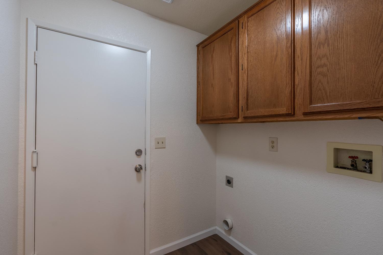 Detail Gallery Image 25 of 30 For 295 Fullerton Dr, Turlock,  CA 95382 - 4 Beds | 2 Baths