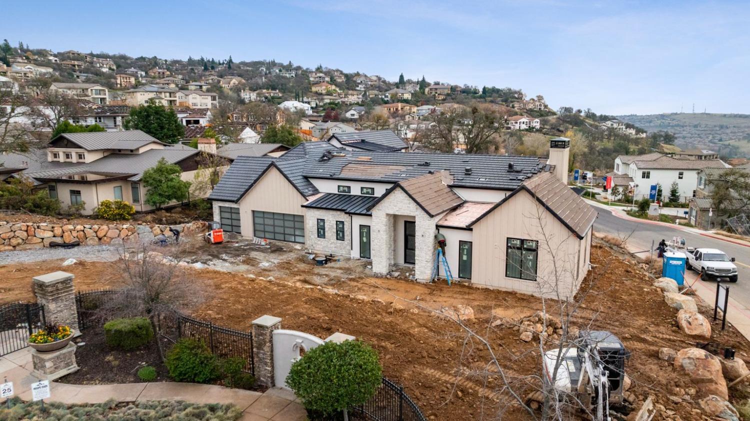 Detail Gallery Image 12 of 36 For 10 Powers Dr, El Dorado Hills,  CA 95762 - 4 Beds | 4/3 Baths