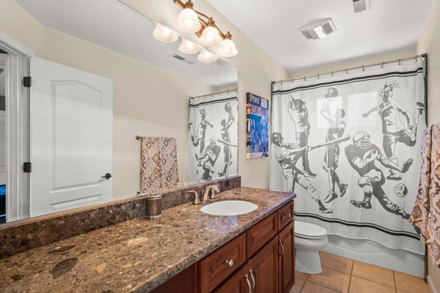 Detail Gallery Image 31 of 43 For 385 Sutter Crest E., Sutter Creek,  CA 95685 - 4 Beds | 3/1 Baths