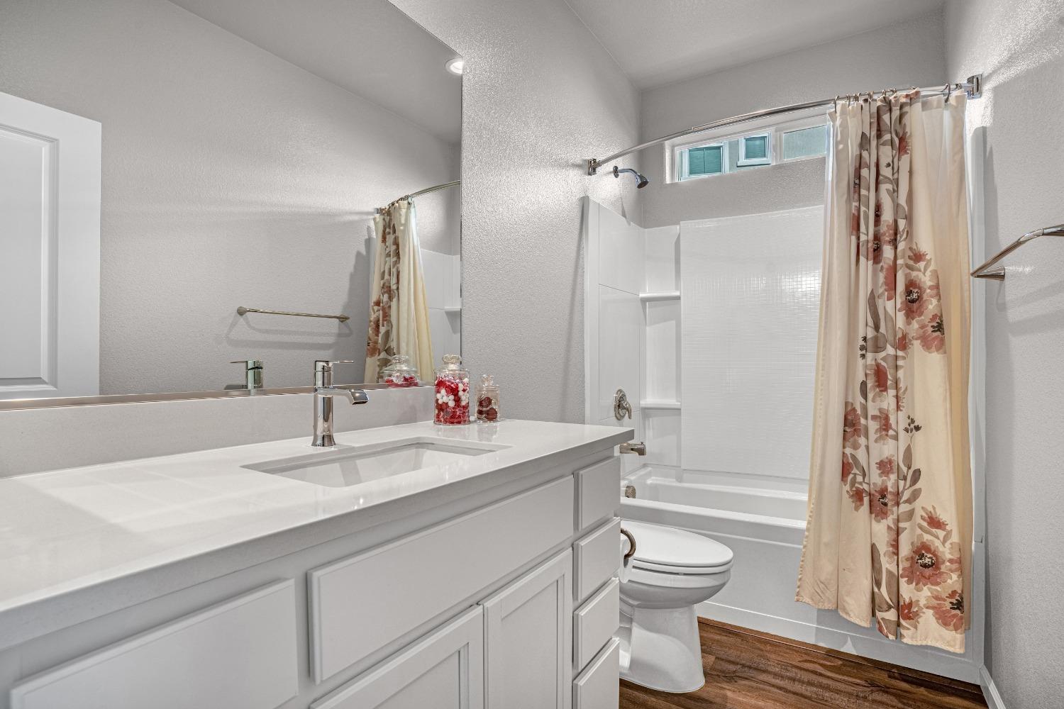 Detail Gallery Image 20 of 52 For 166 Berriman Loop, Grass Valley,  CA 95949 - 3 Beds | 2 Baths