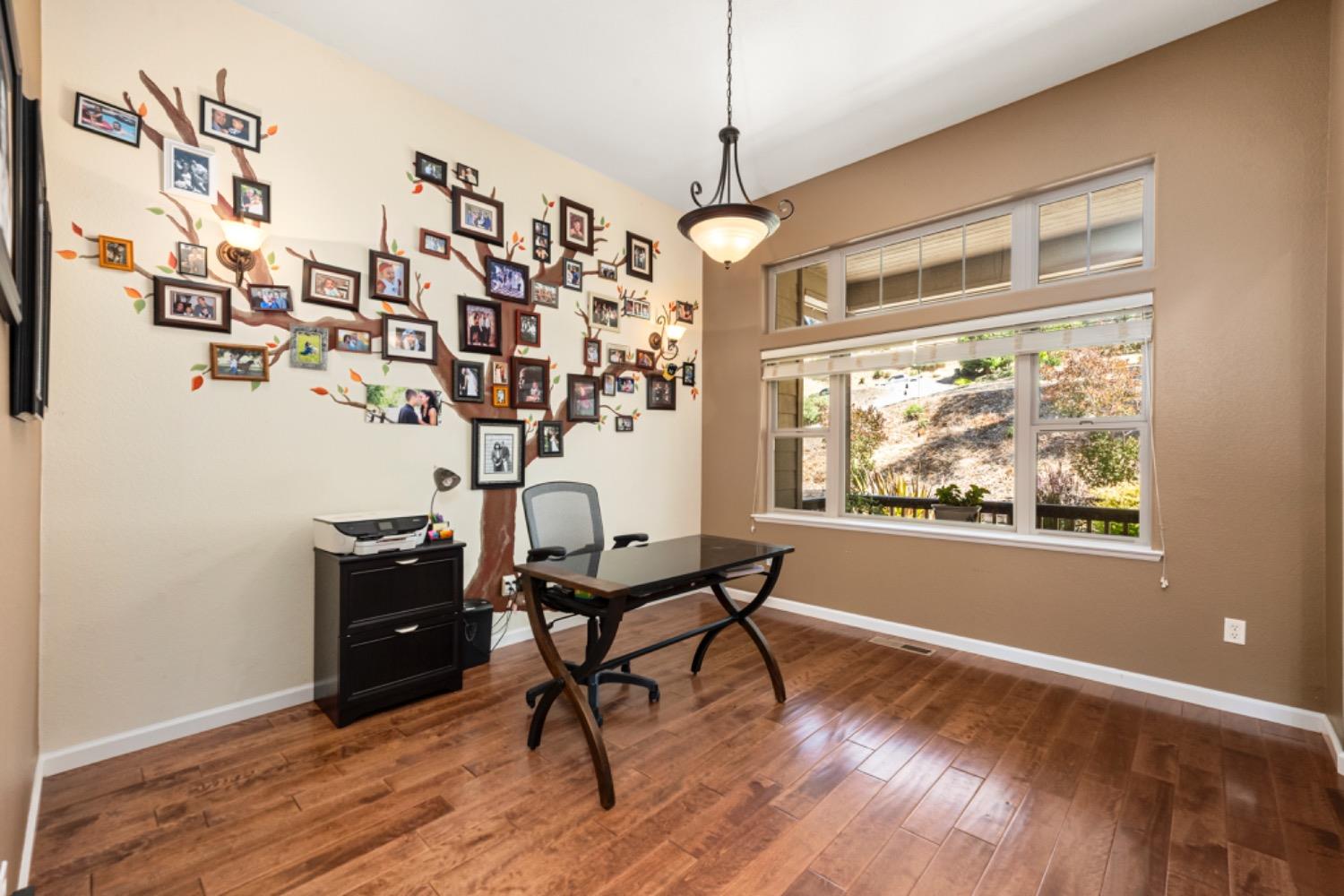 Detail Gallery Image 7 of 43 For 385 Sutter Crest E., Sutter Creek,  CA 95685 - 4 Beds | 3/1 Baths