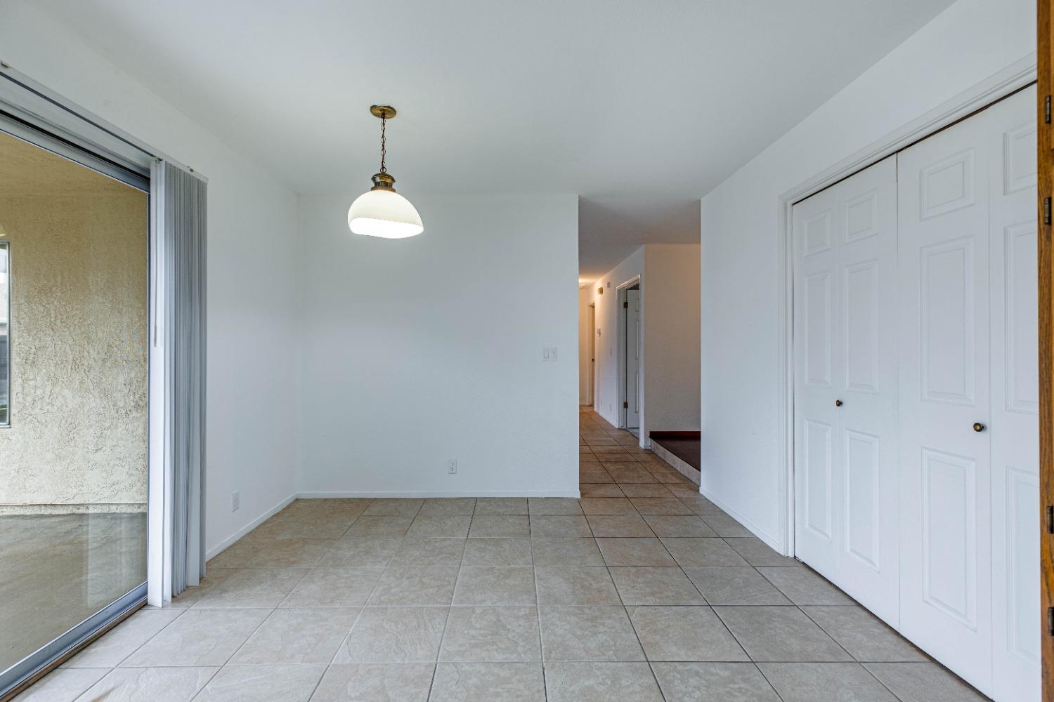 Detail Gallery Image 11 of 37 For 3809 Tumbleweed Ct, Modesto,  CA 95355 - 3 Beds | 2 Baths