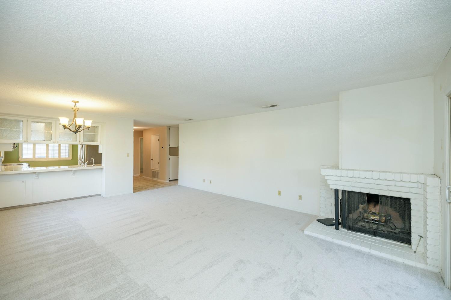 Detail Gallery Image 13 of 47 For 1732 Plaza De San Joaquin, Modesto,  CA 95350 - 2 Beds | 2 Baths