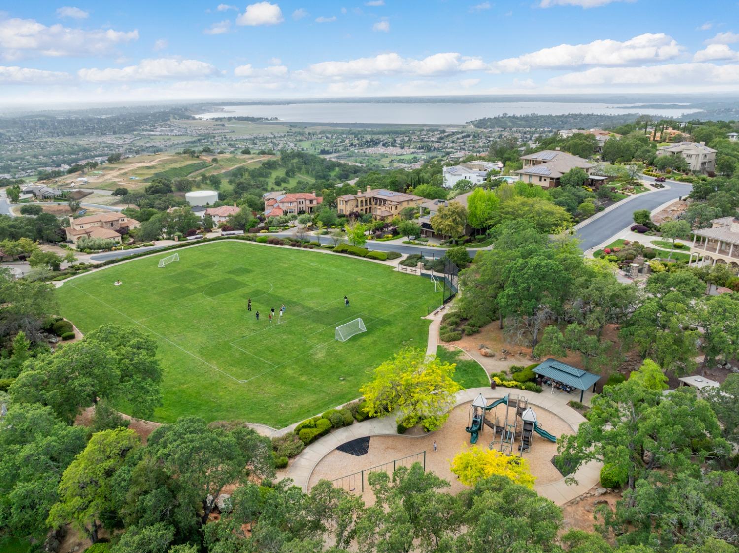 Detail Gallery Image 30 of 36 For 10 Powers Dr, El Dorado Hills,  CA 95762 - 4 Beds | 4/3 Baths