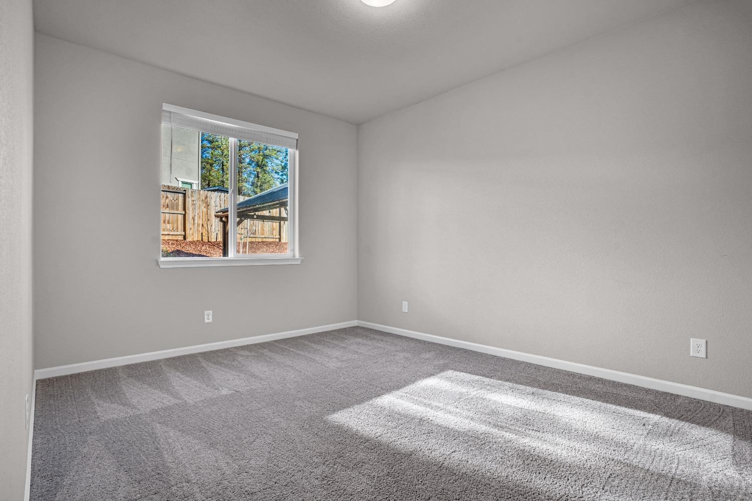 Detail Gallery Image 17 of 52 For 166 Berriman Loop, Grass Valley,  CA 95949 - 3 Beds | 2 Baths