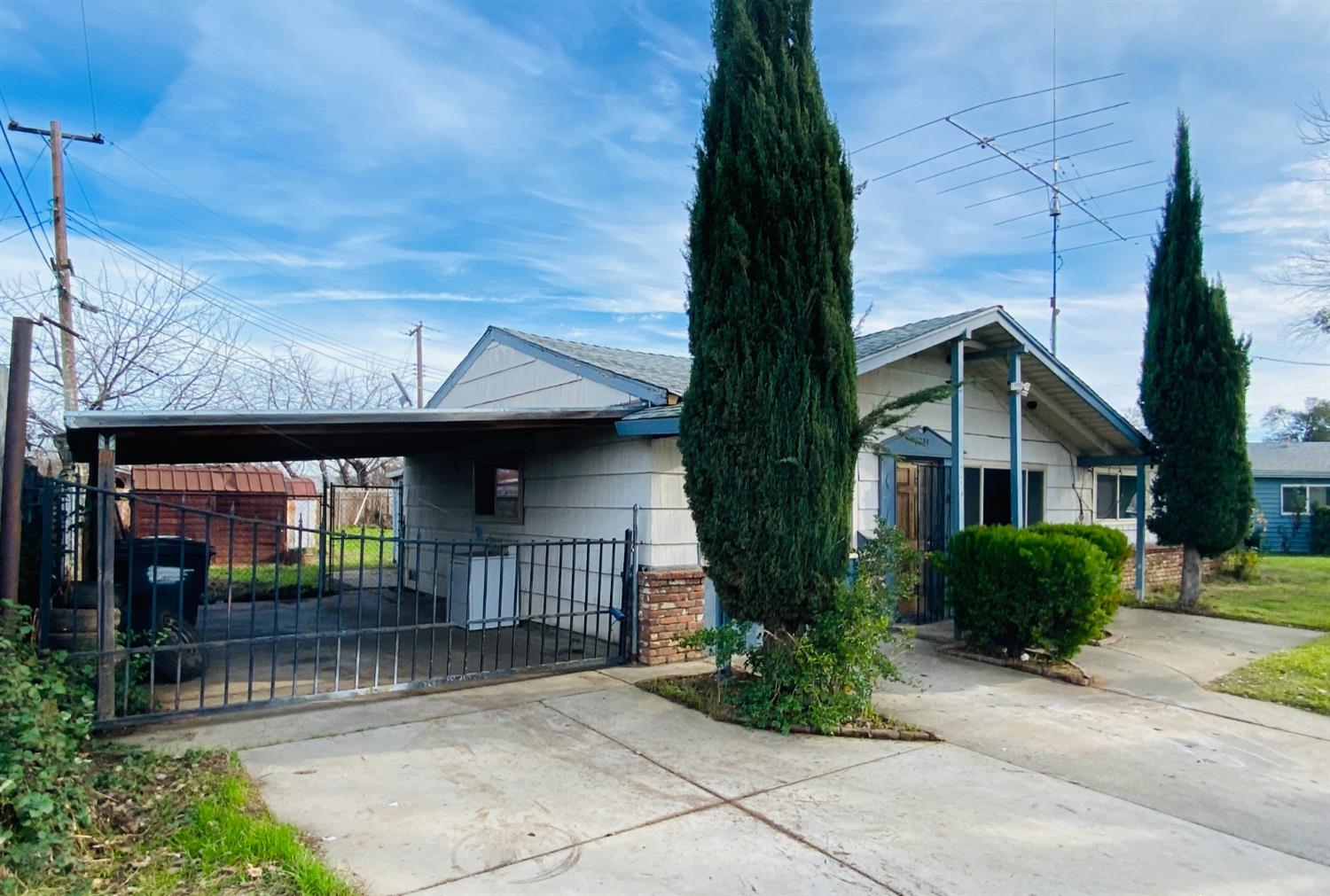 Detail Gallery Image 6 of 24 For 7734 Bellini Way, Sacramento,  CA 95828 - 3 Beds | 1 Baths