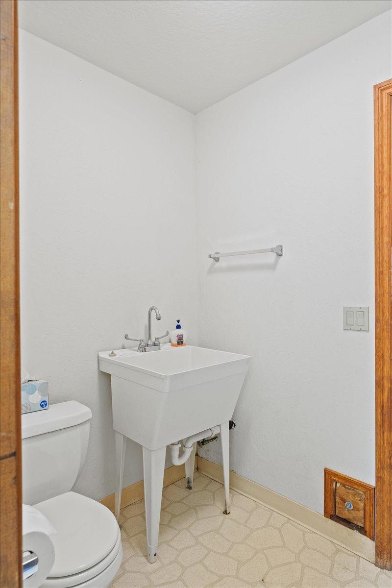 Detail Gallery Image 35 of 64 For 23151 Da Kine Rd, Pioneer,  CA 95666 - 1 Beds | 2/2 Baths