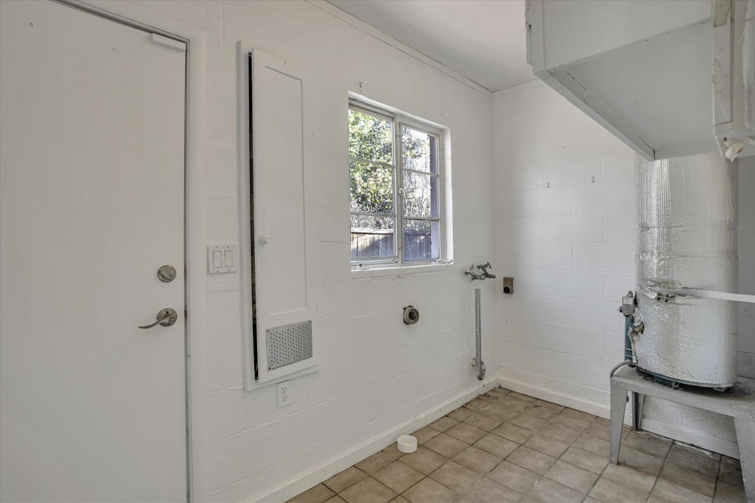 Detail Gallery Image 24 of 44 For 1001 Piedmont Dr, Sacramento,  CA 95822 - 2 Beds | 1 Baths