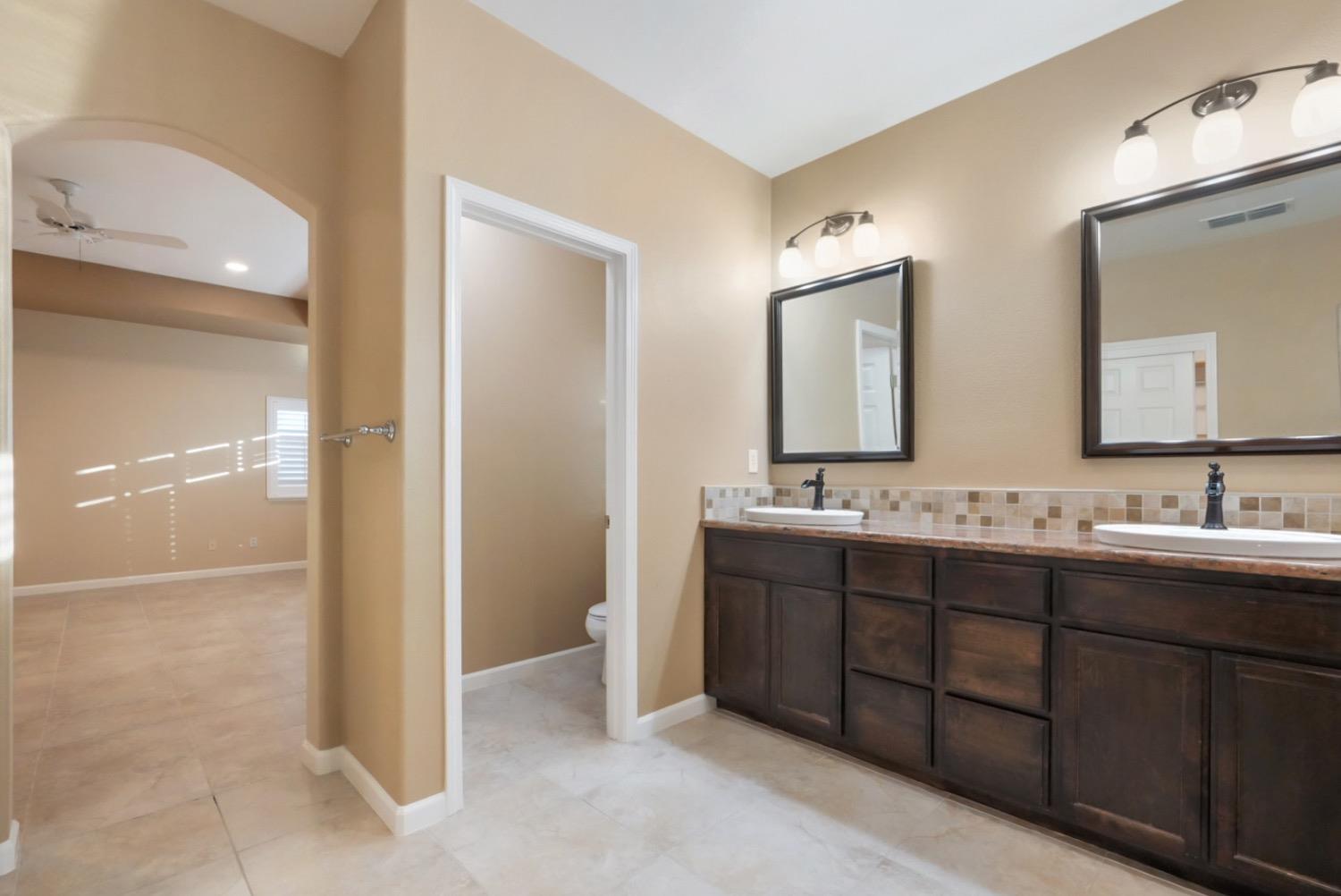 Detail Gallery Image 36 of 44 For 1524 Rose Garden Ct, Modesto,  CA 95356 - 4 Beds | 2/1 Baths