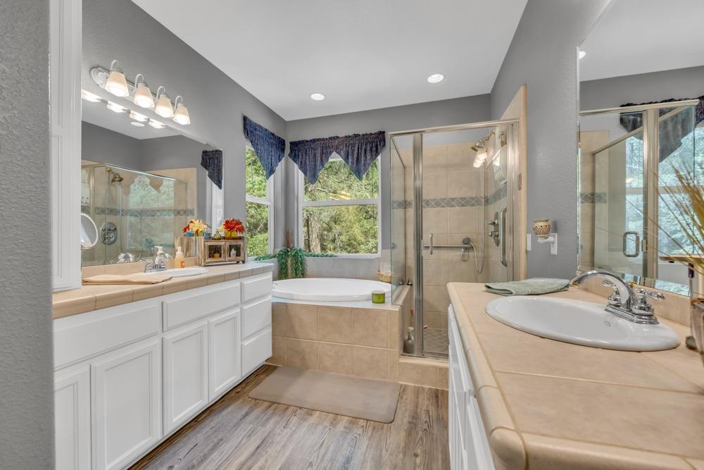 Detail Gallery Image 20 of 40 For 6059 Green Leaf Ln, Foresthill,  CA 95631 - 4 Beds | 4/2 Baths