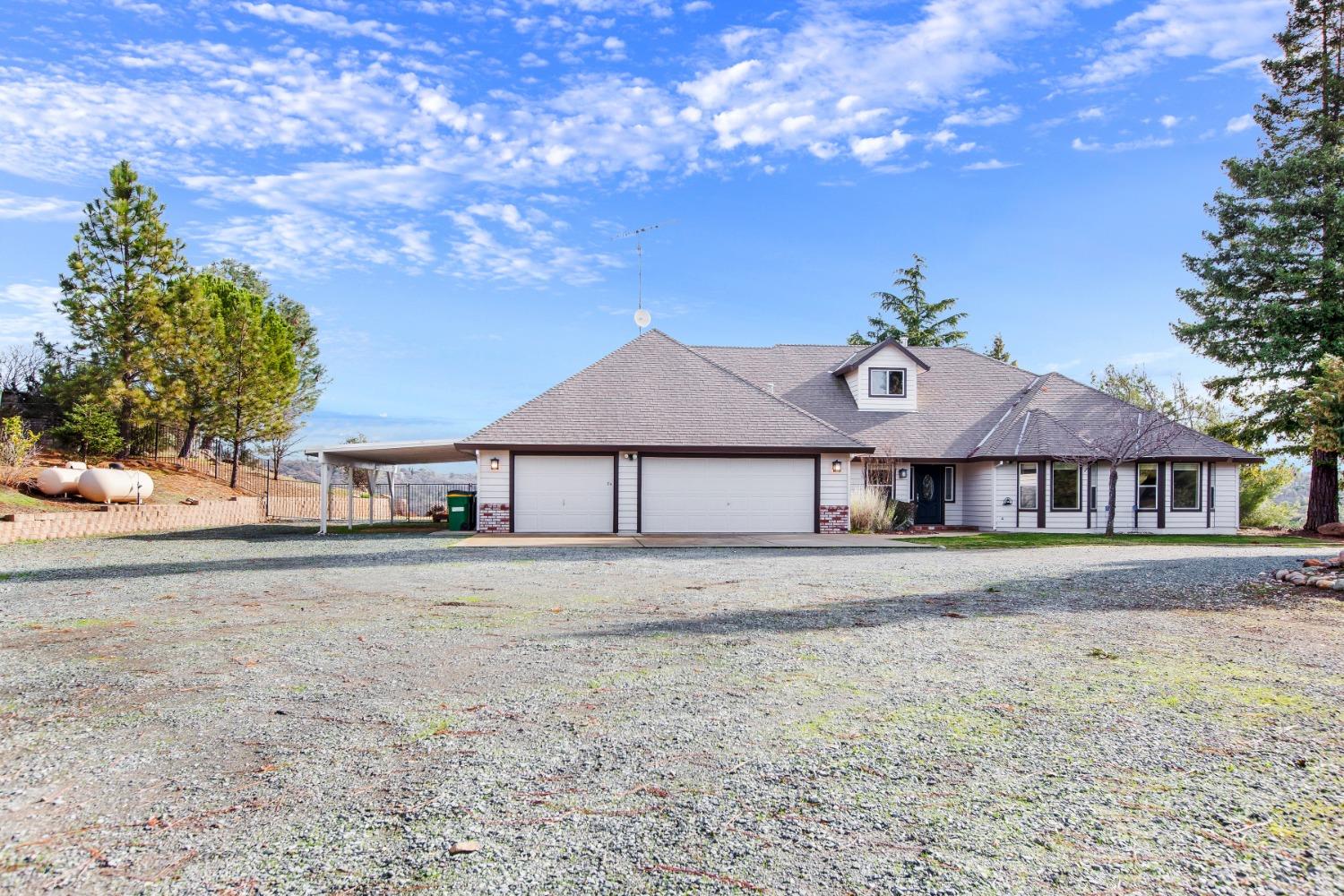 Detail Gallery Image 6 of 58 For 5176 Little Brush Ridge Rd, Placerville,  CA 95667 - 4 Beds | 2/1 Baths