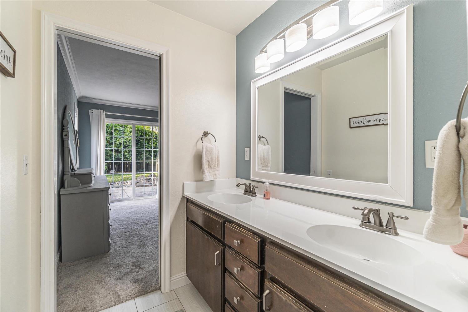 Detail Gallery Image 30 of 37 For 5831 Oak House Ct, Orangevale,  CA 95662 - 3 Beds | 2 Baths