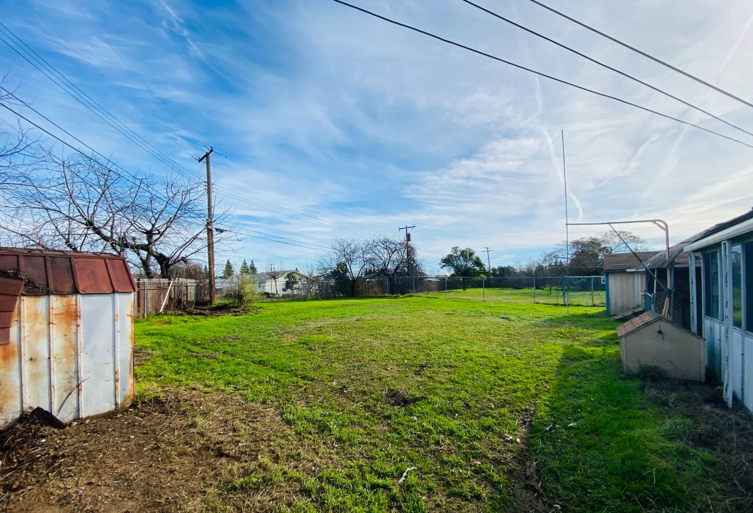 Detail Gallery Image 4 of 24 For 7734 Bellini Way, Sacramento,  CA 95828 - 3 Beds | 1 Baths