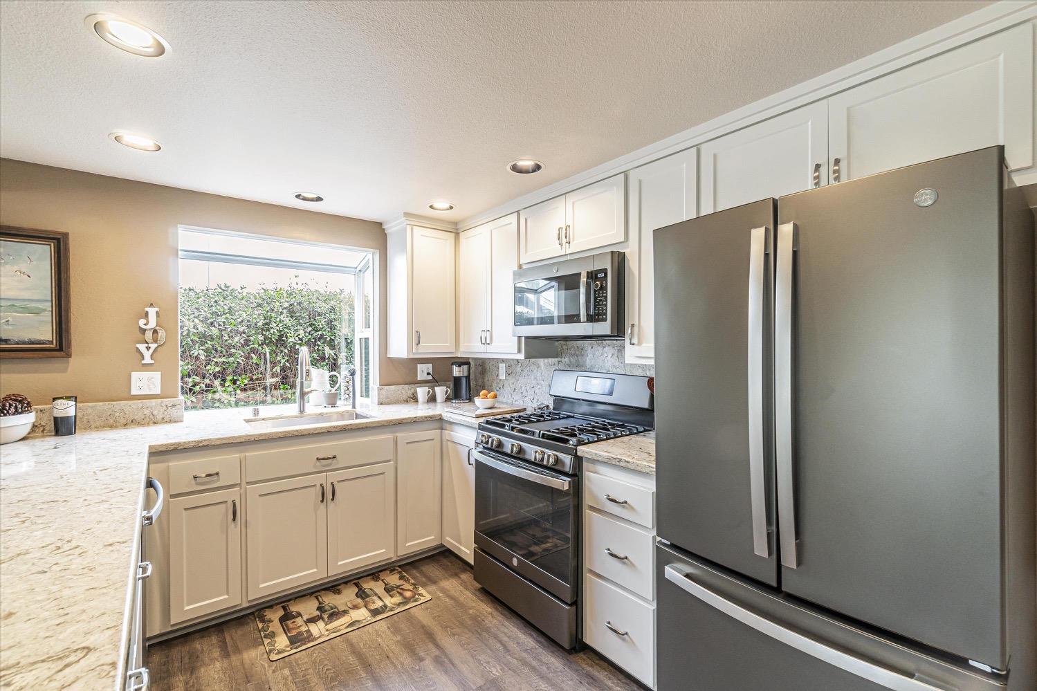 Detail Gallery Image 26 of 37 For 5831 Oak House Ct, Orangevale,  CA 95662 - 3 Beds | 2 Baths