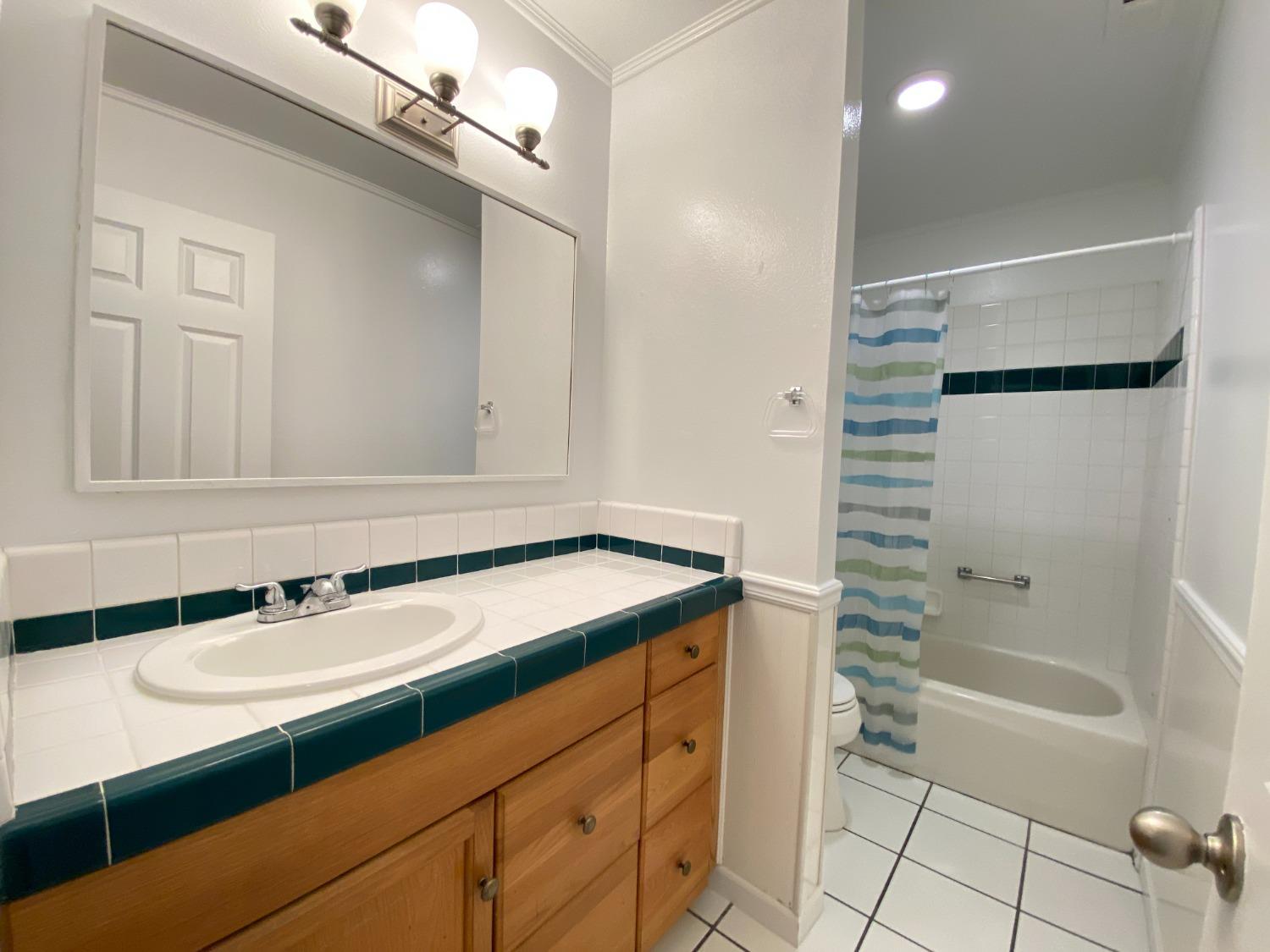 Detail Gallery Image 28 of 45 For 2308 Filmore Ln, Rancho Cordova,  CA 95670 - 3 Beds | 2 Baths