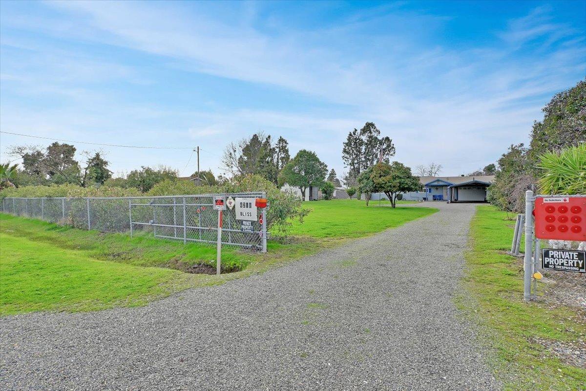 George Avenue, Olivehurst, California image 4