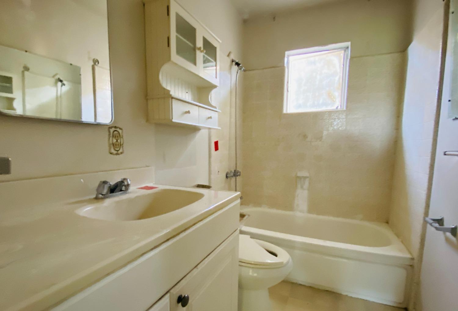 Detail Gallery Image 9 of 24 For 7734 Bellini Way, Sacramento,  CA 95828 - 3 Beds | 1 Baths