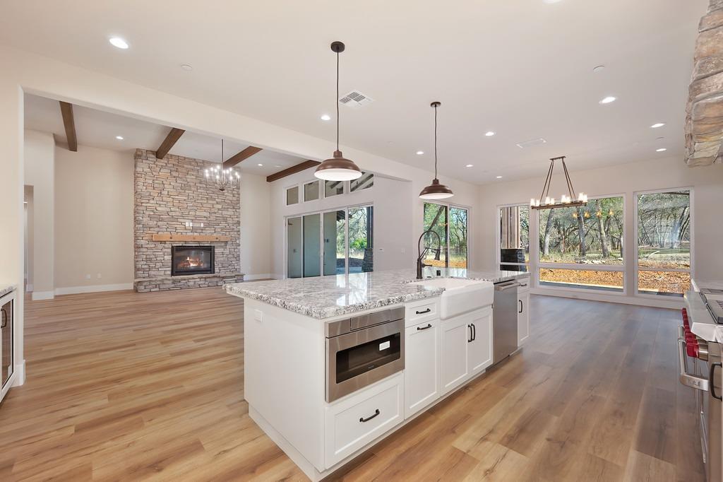 Detail Gallery Image 7 of 34 For 8109 Bridger Ln, Shingle Springs,  CA 95682 - 4 Beds | 4 Baths