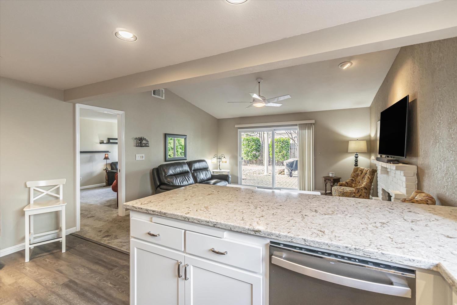 Detail Gallery Image 28 of 37 For 5831 Oak House Ct, Orangevale,  CA 95662 - 3 Beds | 2 Baths