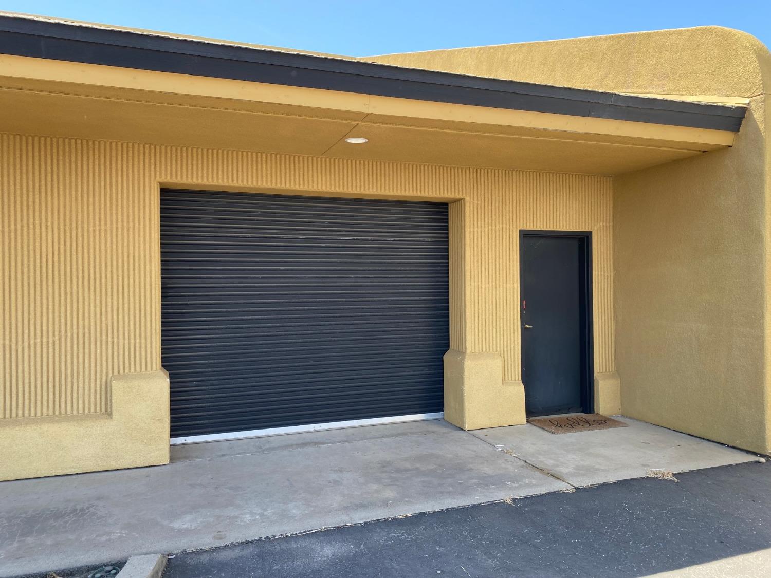 Detail Gallery Image 3 of 16 For 900 Post Rd, Oakdale,  CA 95361 - – Beds | – Baths