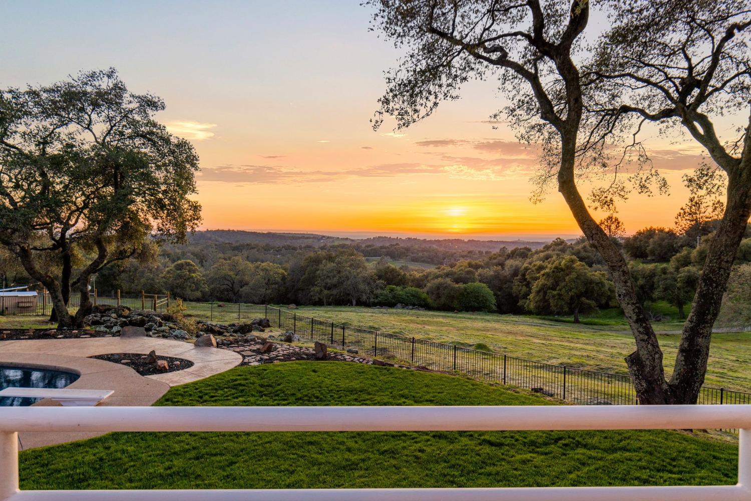 Detail Gallery Image 38 of 97 For 5856 Fernwood Dr, Shingle Springs,  CA 95682 - 5 Beds | 4 Baths