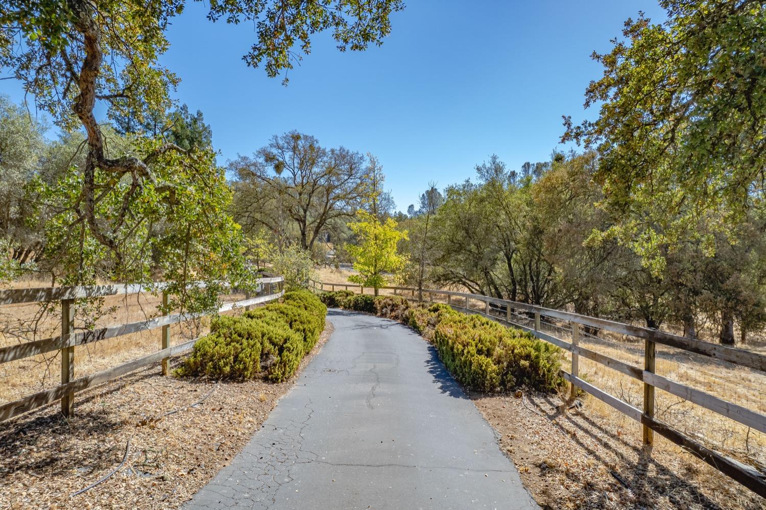 Detail Gallery Image 79 of 98 For 5121 Old French Town, Shingle Springs,  CA 95682 - 4 Beds | 3 Baths