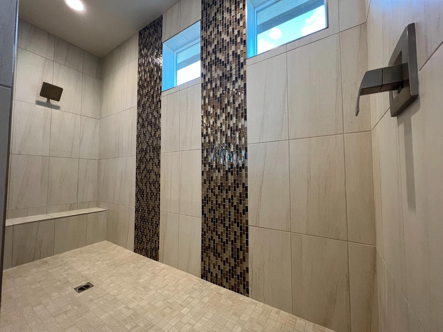 Detail Gallery Image 10 of 18 For 1310 Veteran St, Manteca,  CA 95337 - 4 Beds | 2/1 Baths