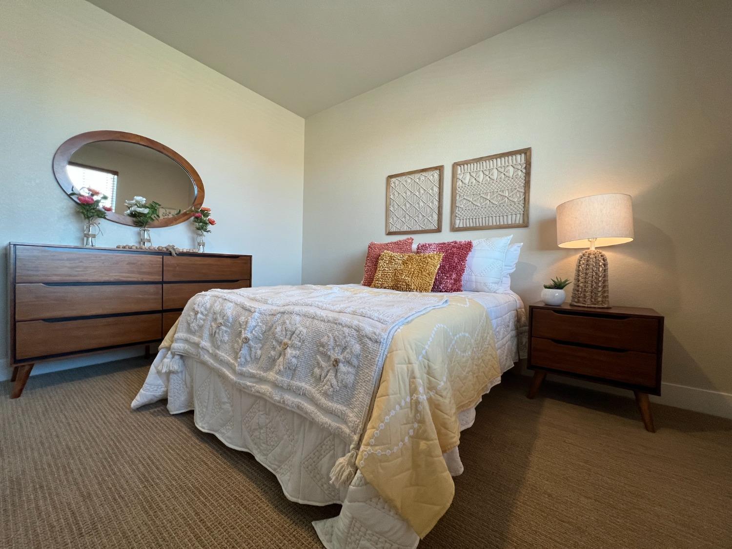 Detail Gallery Image 15 of 18 For 1310 Veteran St, Manteca,  CA 95337 - 4 Beds | 2/1 Baths