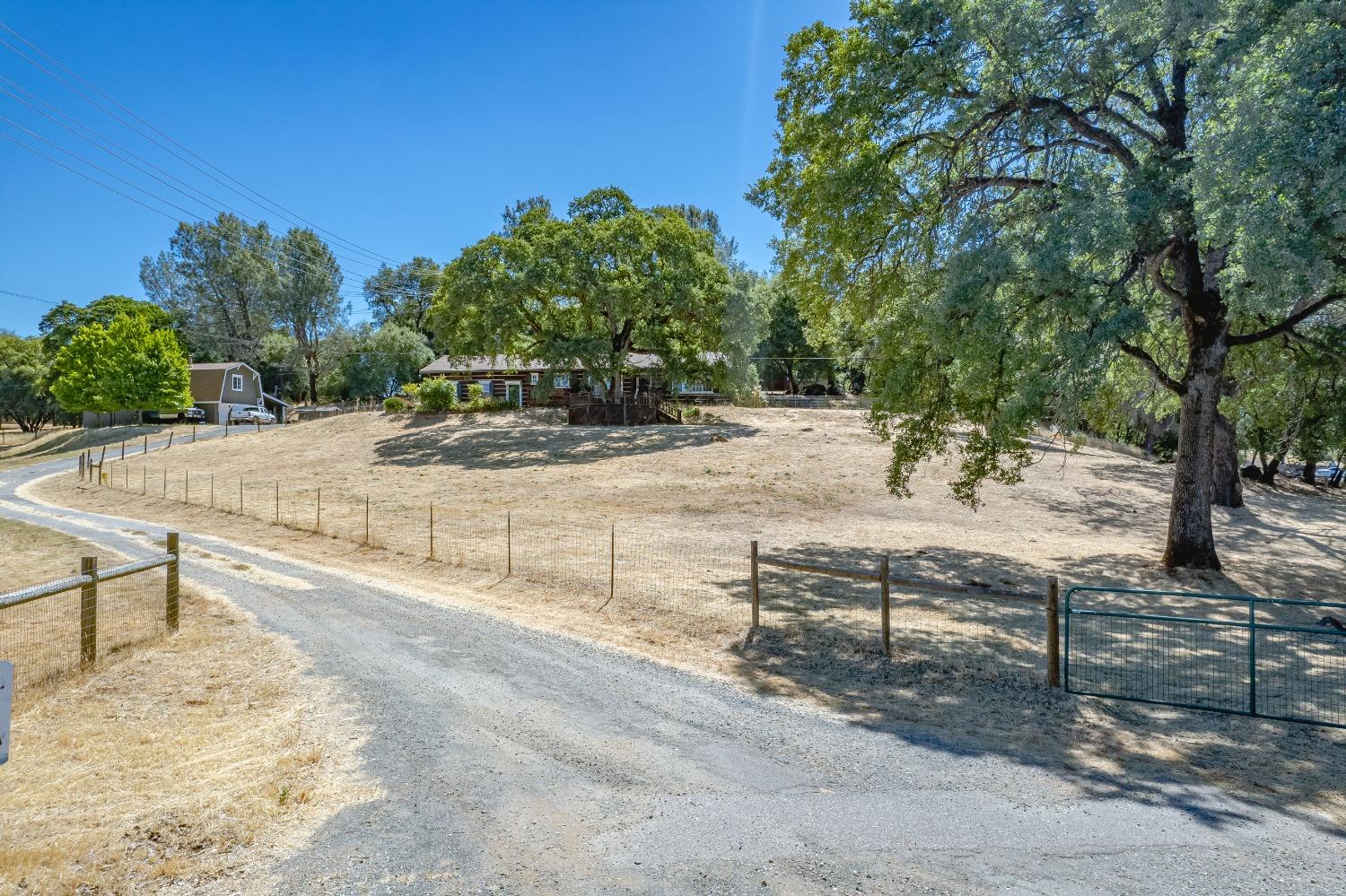 Detail Gallery Image 37 of 67 For 21495 Armstrong Rd, Grass Valley,  CA 95949 - 3 Beds | 2 Baths