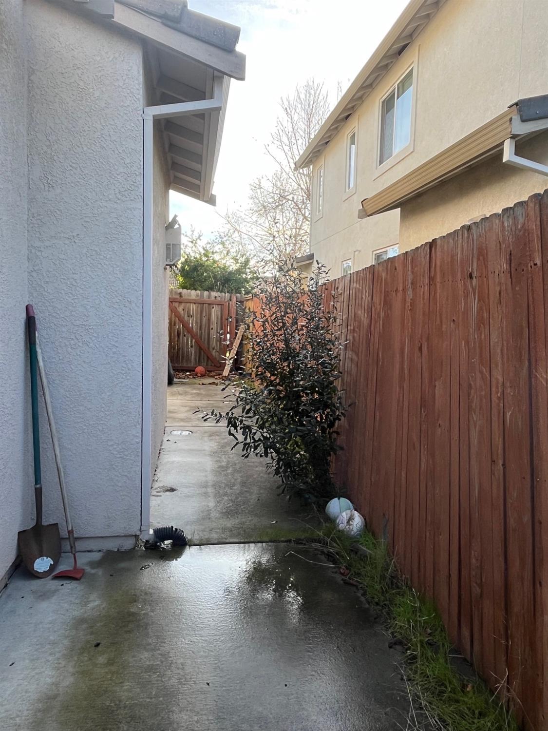 W Wing Drive, Elk Grove, California image 23