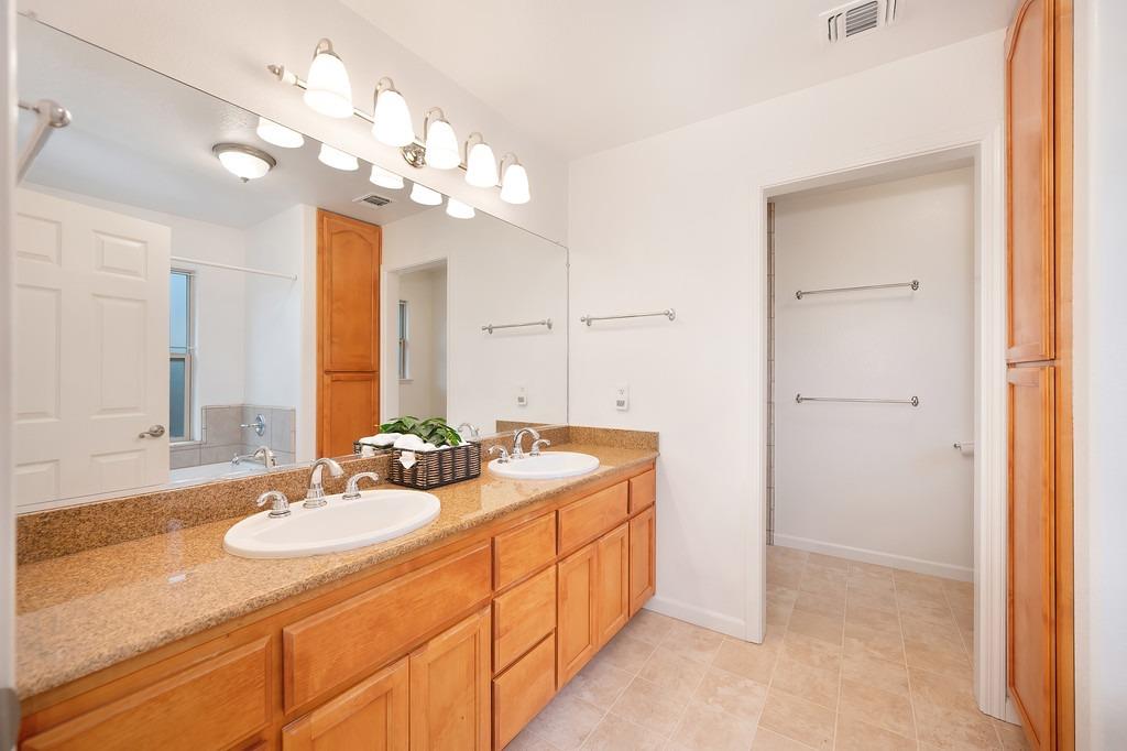 Detail Gallery Image 23 of 34 For 2820 Sweetwater Trl, Cool,  CA 95614 - 3 Beds | 2 Baths