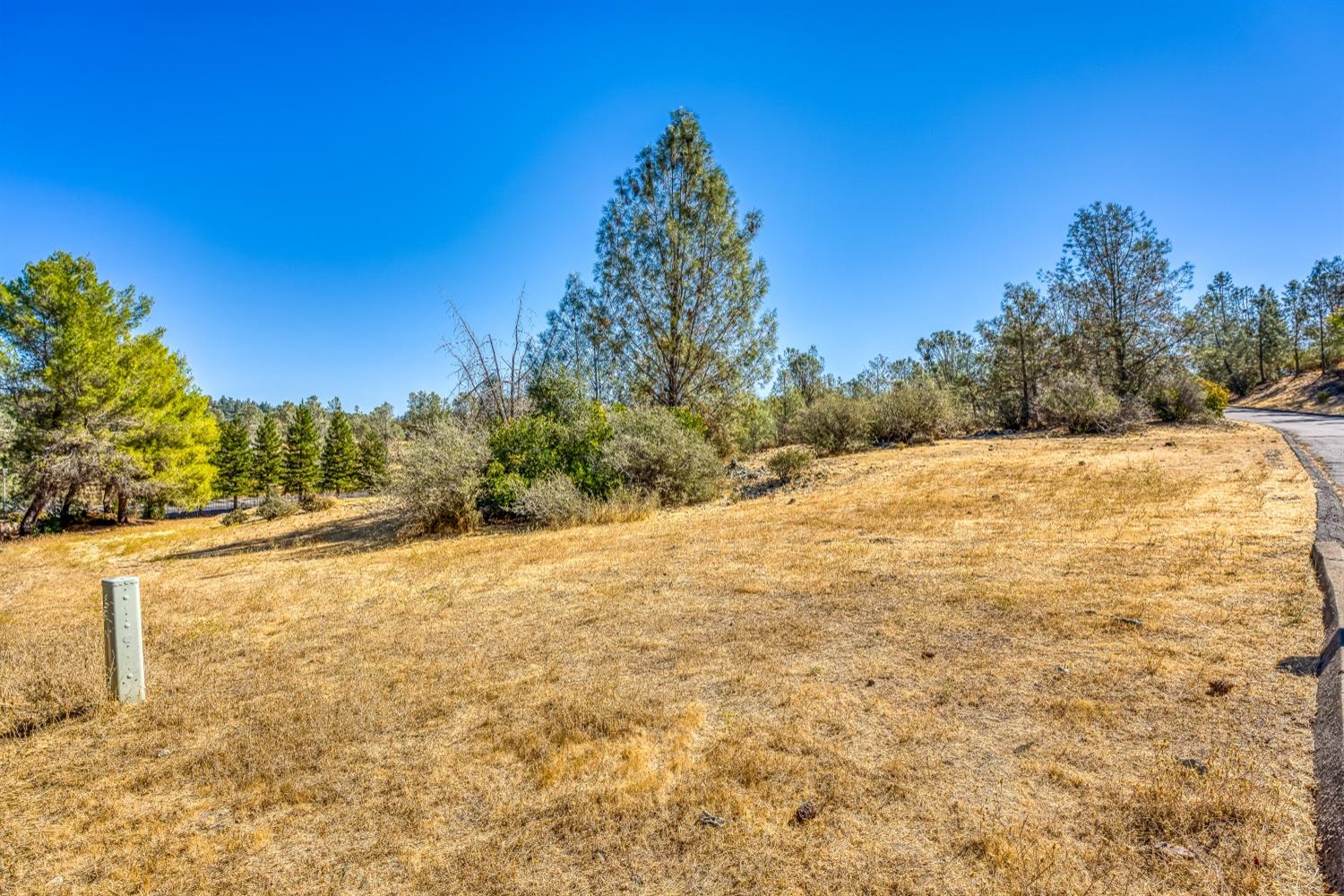 Windsong Court, Auburn, California image 1