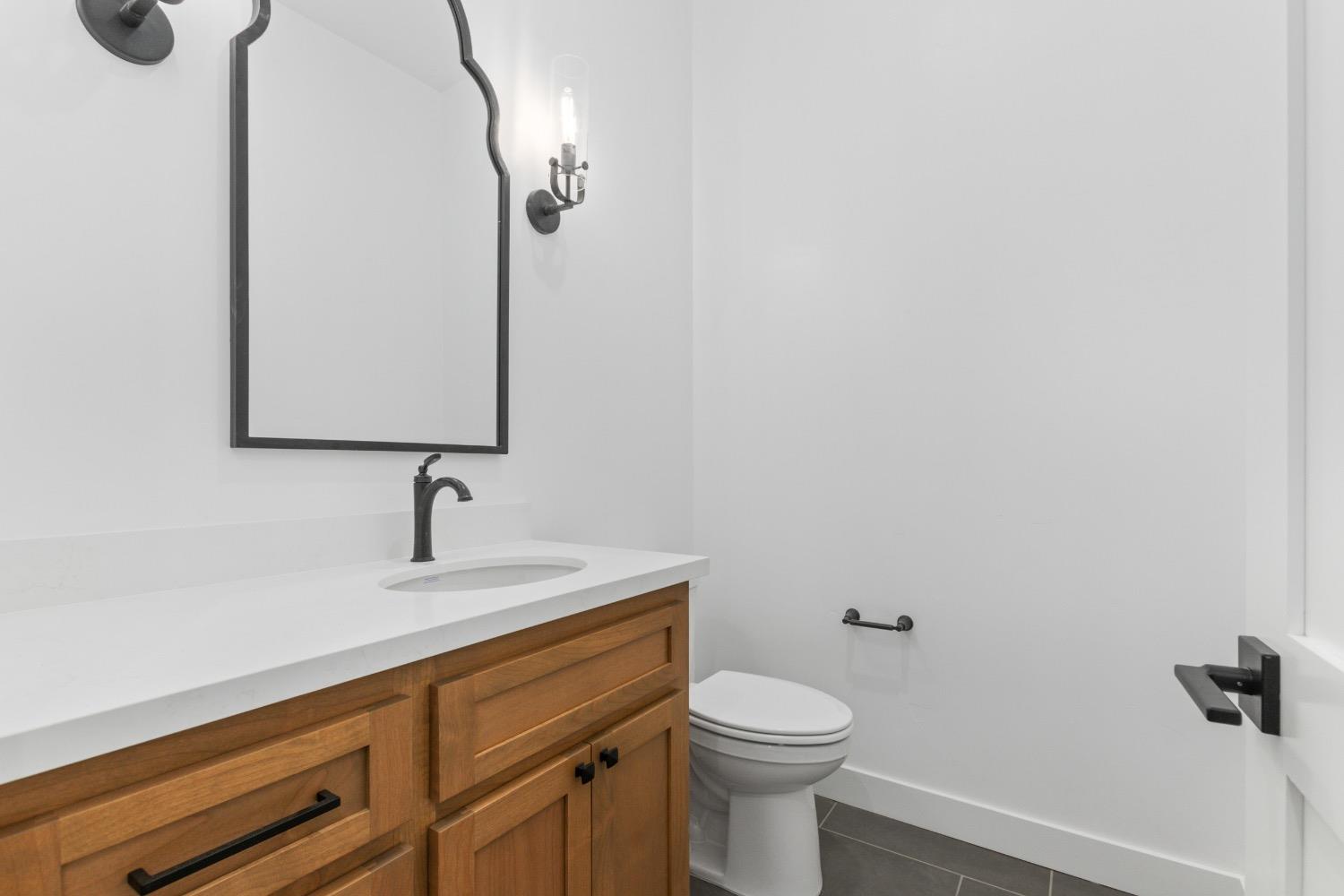 Detail Gallery Image 29 of 47 For 9807 S Plaza De Oro Dr, Oakdale,  CA 95361 - 3 Beds | 3/1 Baths