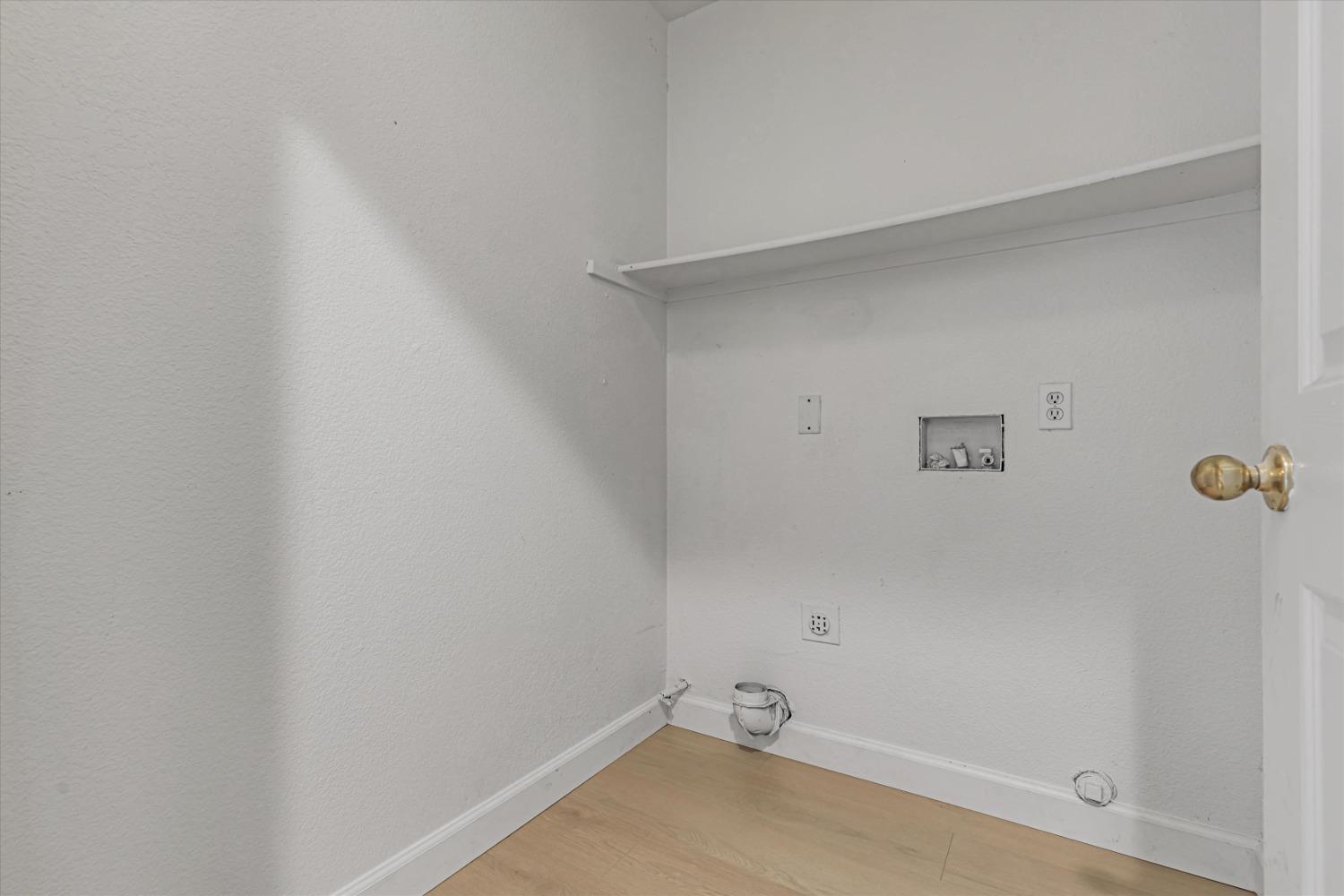Detail Gallery Image 35 of 38 For 1027 Boardwalk Dr, Stockton,  CA 95206 - 4 Beds | 2/1 Baths
