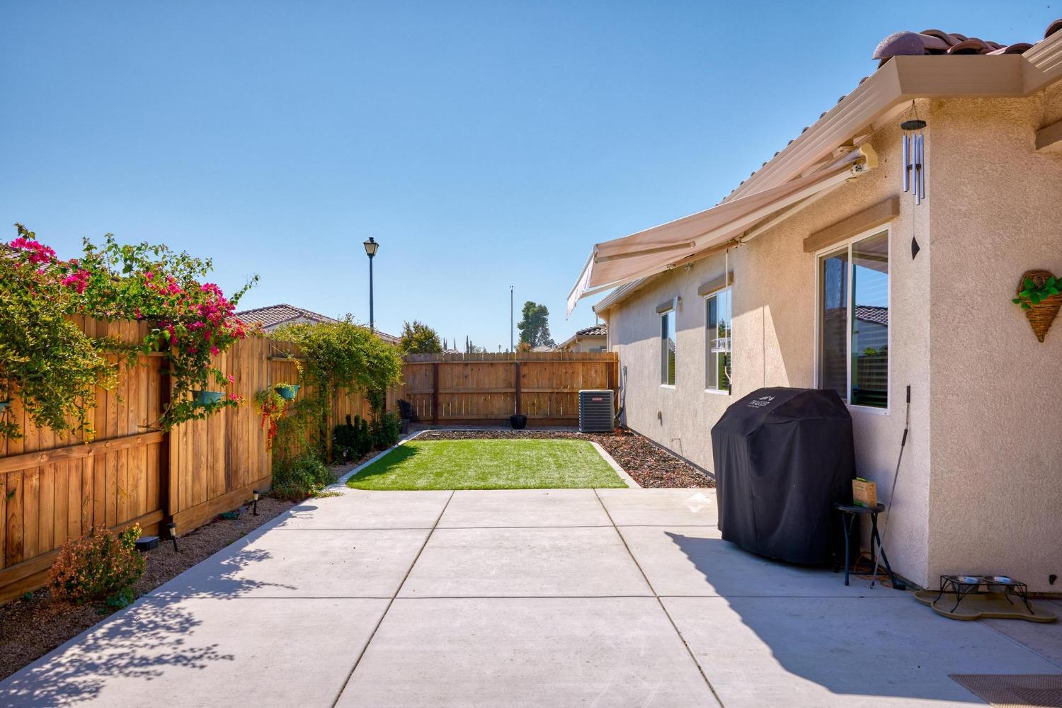 Detail Gallery Image 33 of 42 For 826 Grace Dr, Los Banos,  CA 93635 - 3 Beds | 2 Baths