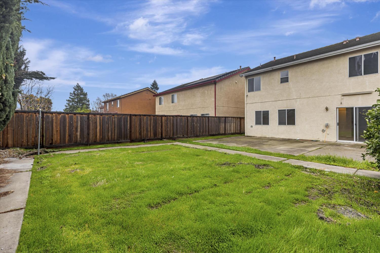 Detail Gallery Image 37 of 38 For 1027 Boardwalk Dr, Stockton,  CA 95206 - 4 Beds | 2/1 Baths