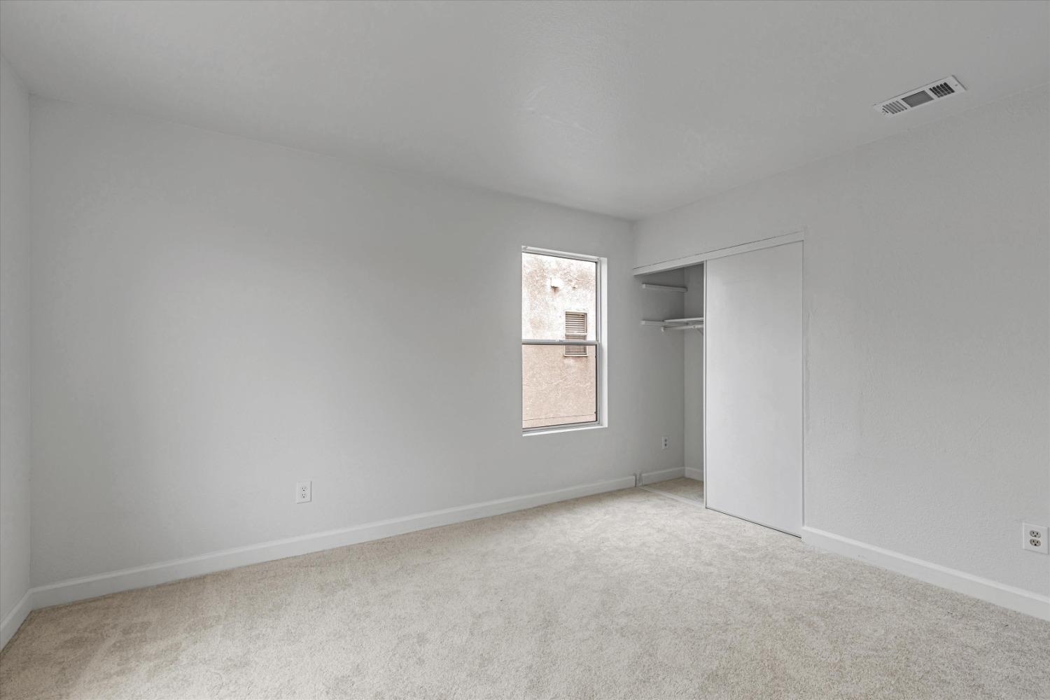 Detail Gallery Image 20 of 38 For 1027 Boardwalk Dr, Stockton,  CA 95206 - 4 Beds | 2/1 Baths