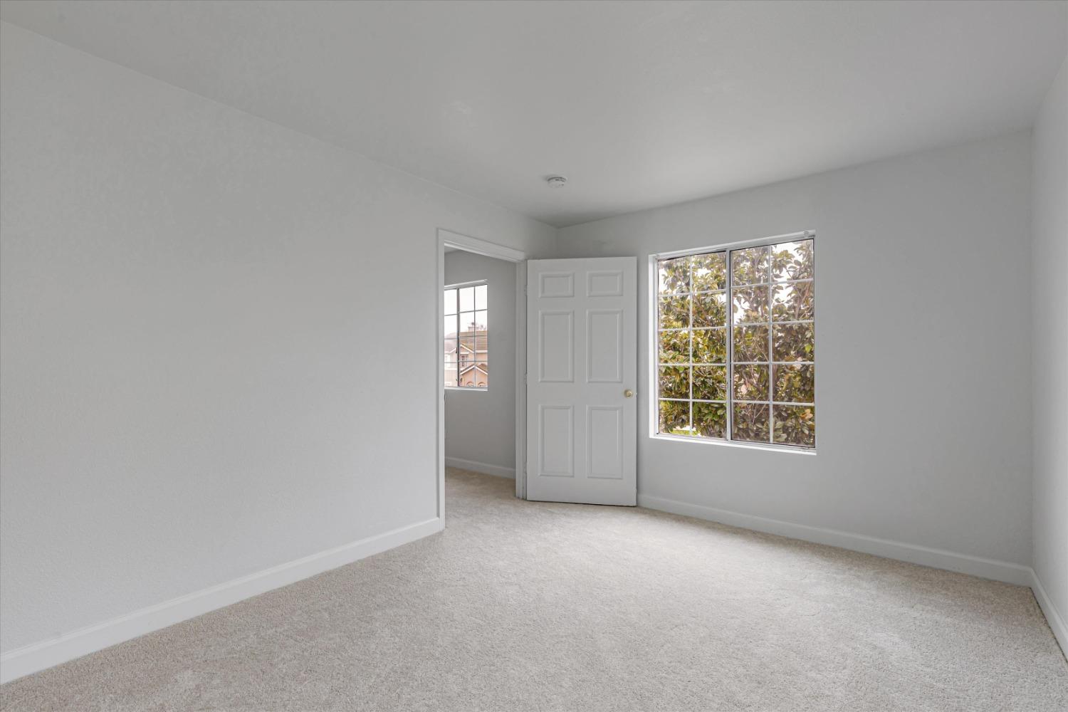 Detail Gallery Image 22 of 38 For 1027 Boardwalk Dr, Stockton,  CA 95206 - 4 Beds | 2/1 Baths