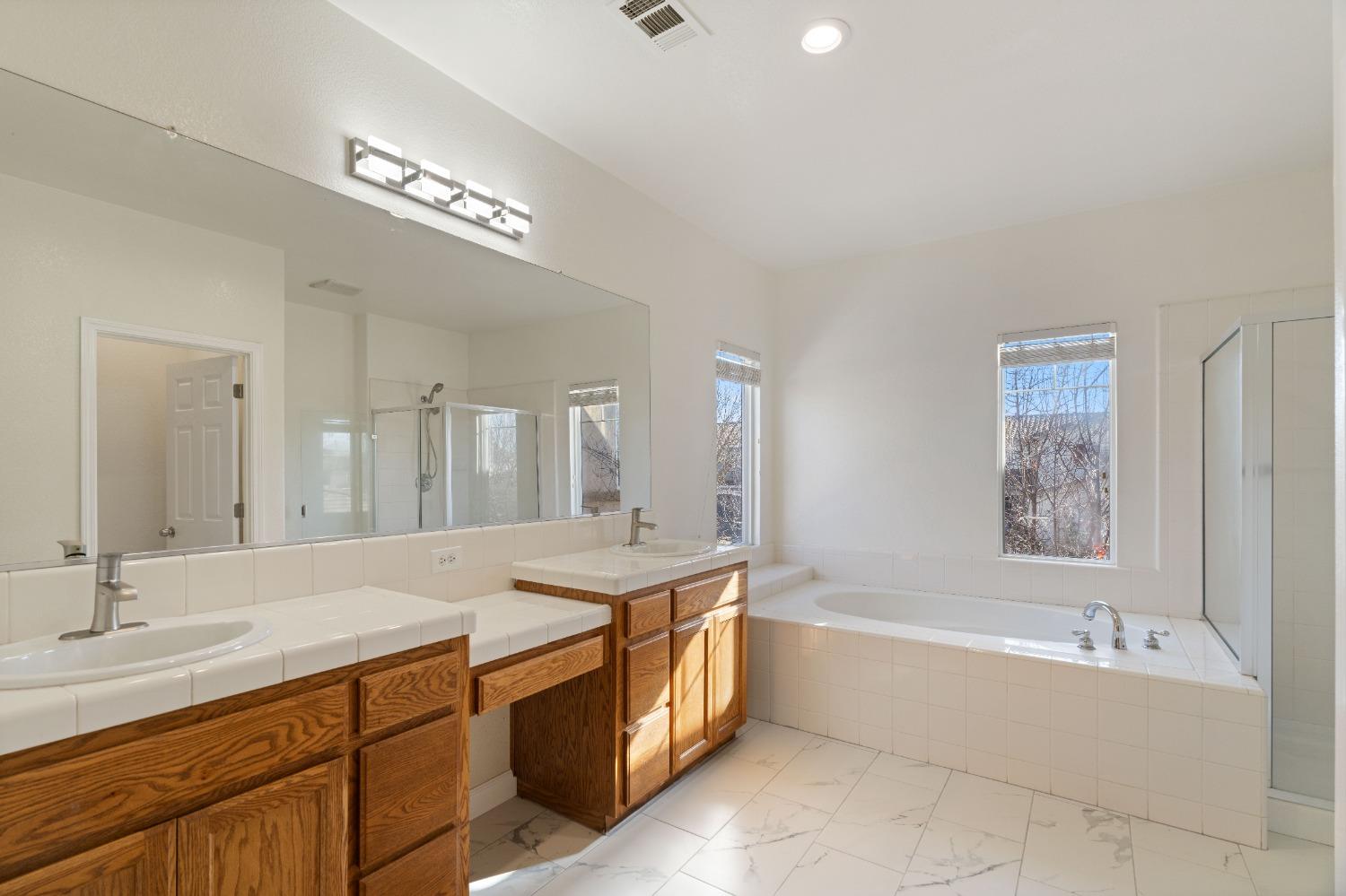 Detail Gallery Image 27 of 35 For 1736 Churchill Downs Cir, Oakdale,  CA 95361 - 4 Beds | 2/1 Baths