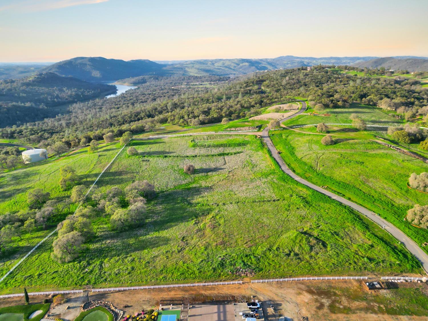 Detail Gallery Image 3 of 14 For 2026 via Veritas, El Dorado Hills,  CA 95762 - – Beds | – Baths